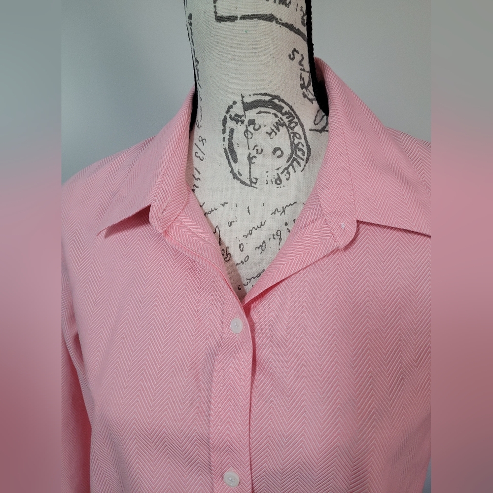 Liz Claiborne pink herringbone pattern, no iron Oxford shirt in size 10 - Picture 2 of 12